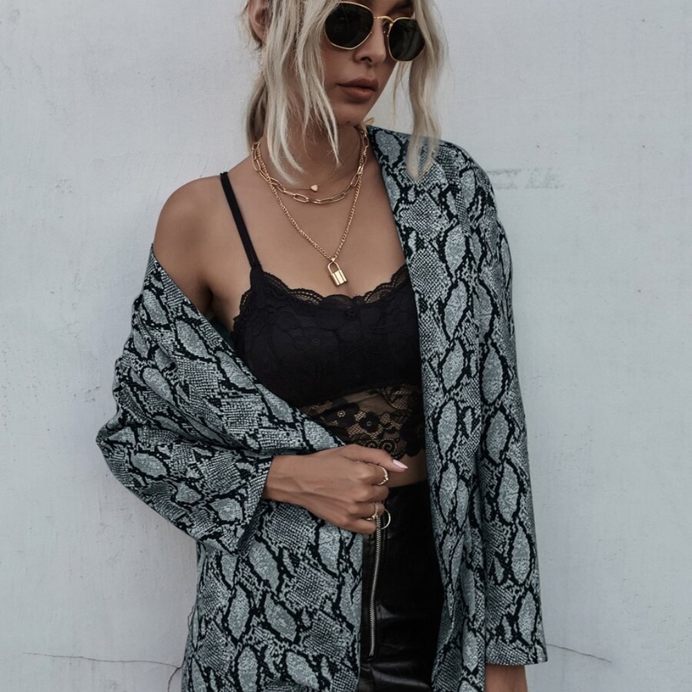 Snake Skin Print open front blazer - Picture 5 of 5